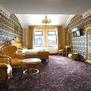**** Otel Liliova Old Town Çek Cumhuriyeti